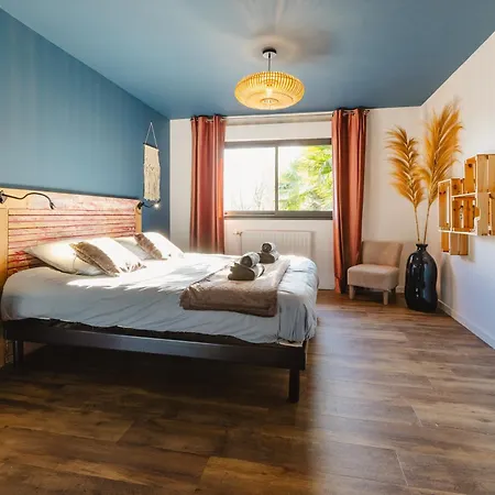 Le Loft Black Wood - Piscine Prive Et Grande Terrasse A 20 Min De Rennes Holiday home